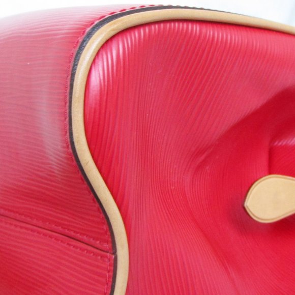 100% AUTHENTIC LOUIS VUITTON DOC EPI LEATHER PM HANDBAG (RETAIL 💲2,960) - Picture 14 of 16